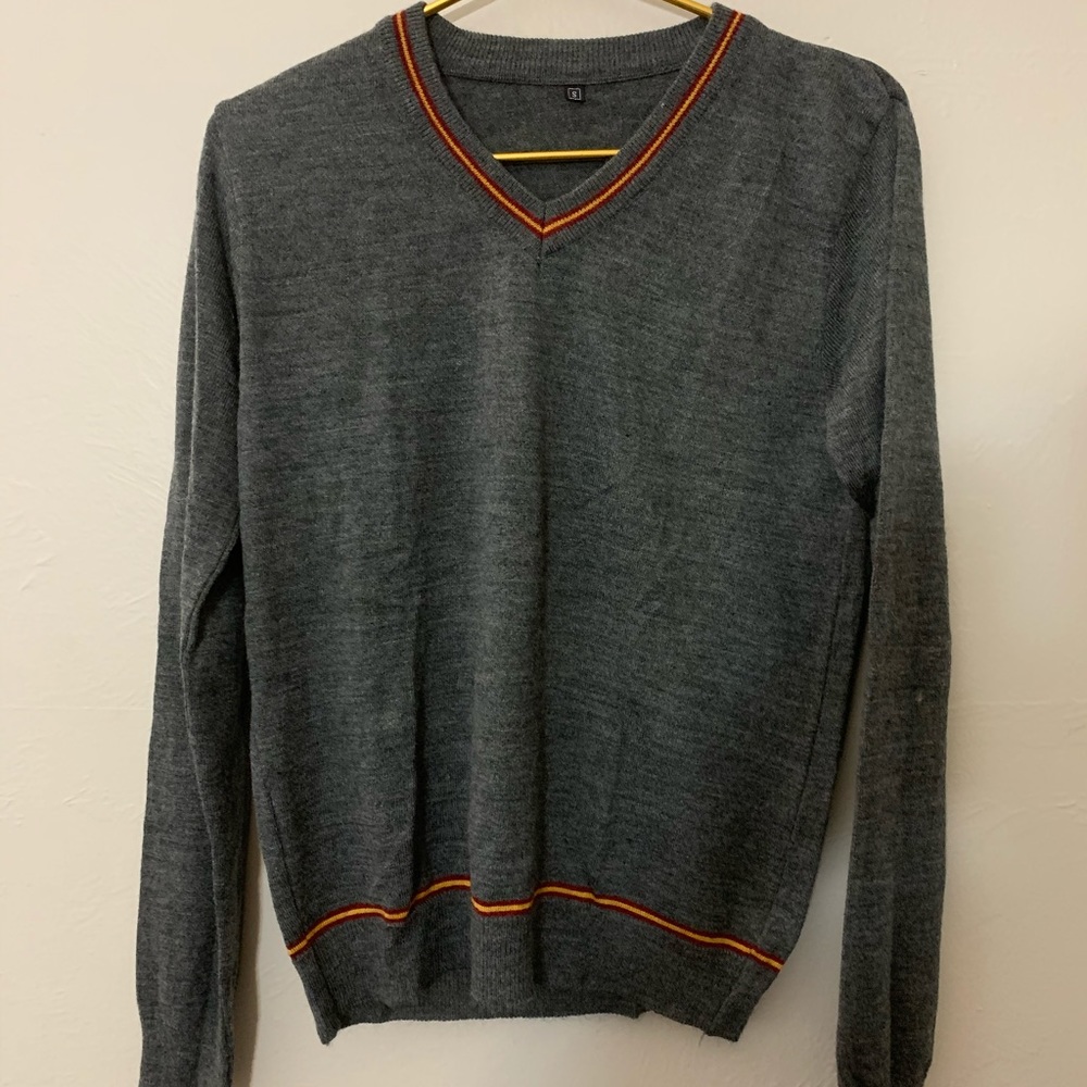 Harry Potter Gryffindor House Sweater Unisex small